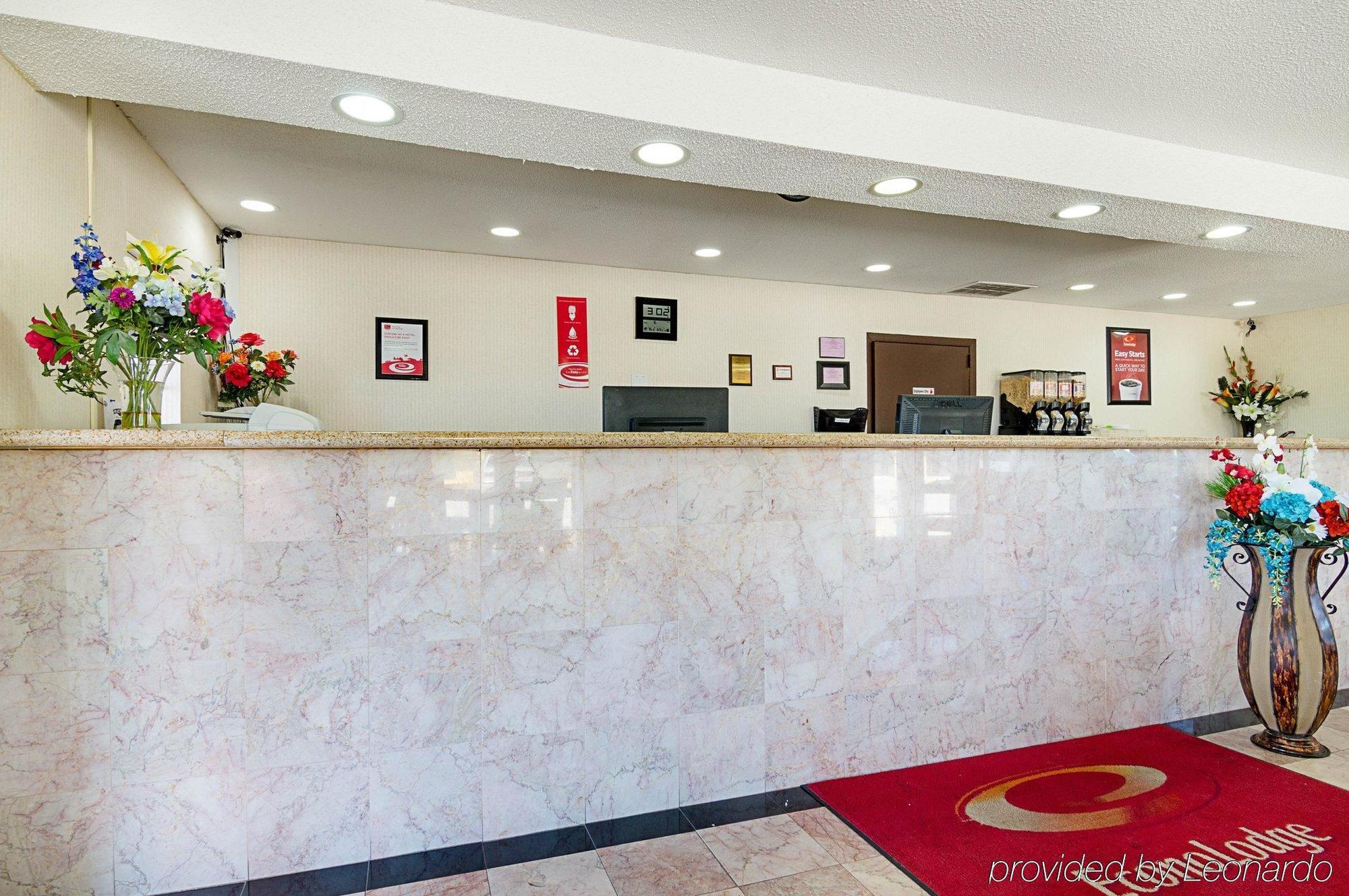 Econo Lodge Mcpherson Esterno foto